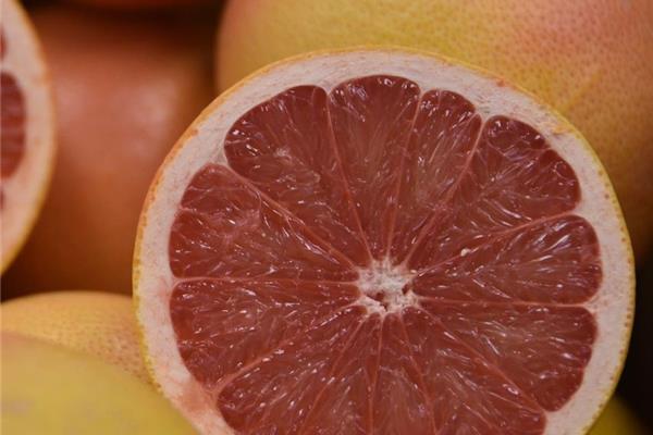 Roze Pompelmoezen (Star Ruby) Vers aanbod in de winkel op 8 mei en 9 mei Webshop